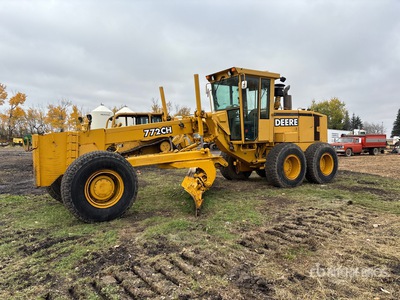 1997 John Deere 772CH AWD Motor Grader