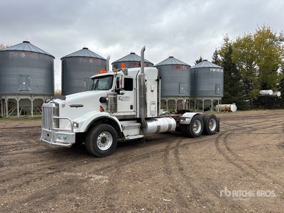 2006 Kenworth T800 6x4 T/A Sleeper Truck Tractor