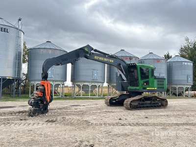 2017 John Deere 2154G Processor