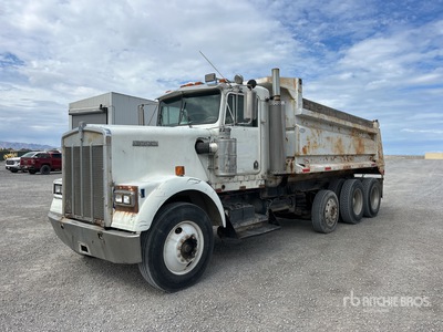 1985 Kenworth W900 8x4 Tri/A Dump Truck