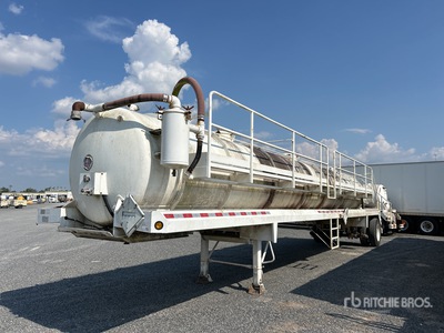 Dragon 130 BBL 130 bbl T/A Vacuum Tanker Trailer
