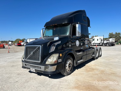 2014 Volvo VNL 6x4 Cabina con cuccetta per trattore stradale