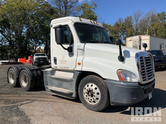 CAMIóN 2016 FREIGHTLINER