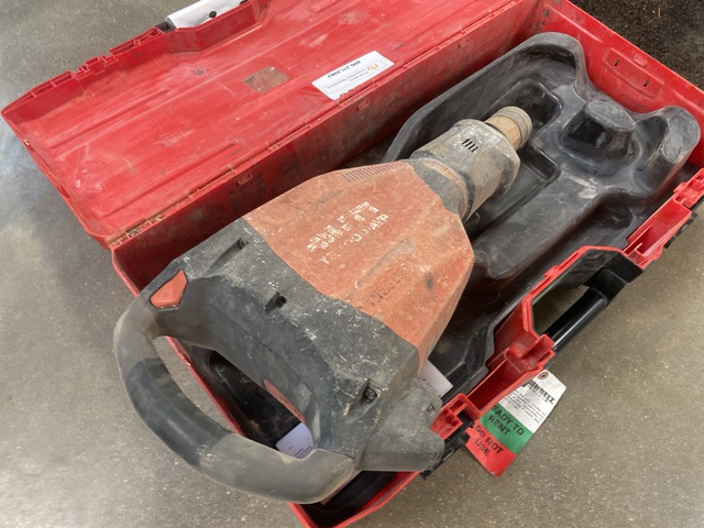 2022 Hilti TE 1000-AVR Electric Demolition Breaker (Inoperable)