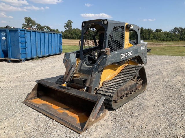 2011 John Deere 329D