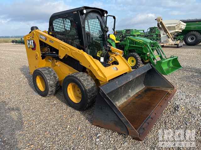 MINI CARGADOR SOBRE RUEDAS 2023 CATERPILLAR 246D3