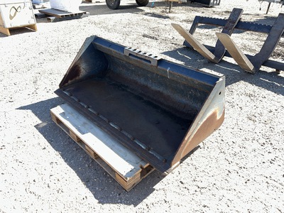 60 in Skid Steer Bucket