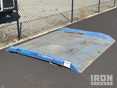 2021 Grainger 20G255 Dock Plate