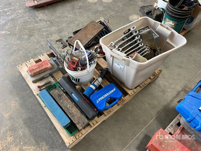 Quantity of Hand Tools Divers