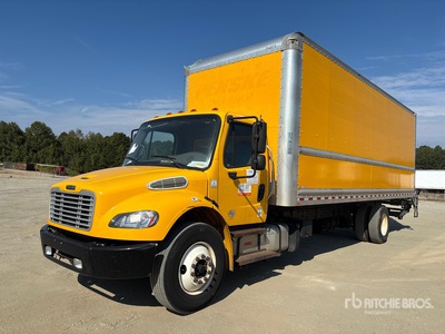 2018 Freightliner M2 106 4x2 Furgoneta caja cerrada