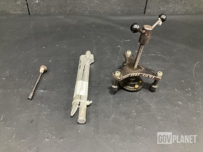 (1) Mechanical Puller, (4) Keyway Cutters, (2) Screwdrivers & Assorted Items