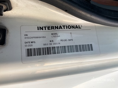 2021 International LT625 6x4 Tractocamion con Dormitorio / T/A Sleeper Truck Tractor