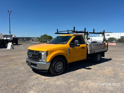 2019 Ford F-250 XL 4x2 Table Top Truck