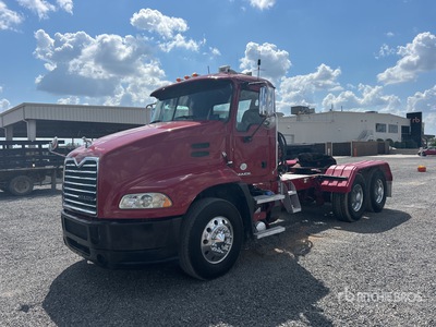 2014 Mack CXU613 6x4 Pinnacle T/A Day Cab Truck Tractor