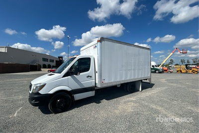 2014 Mercedes-Benz SPRINTER 3500 4x2 Van Truck