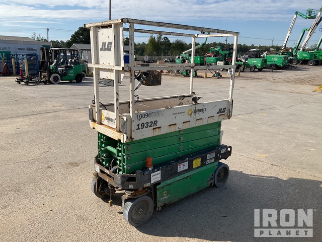 2019 JLG 1932R Electric Scissor Lift (Inoperable) in Cayce, South ...