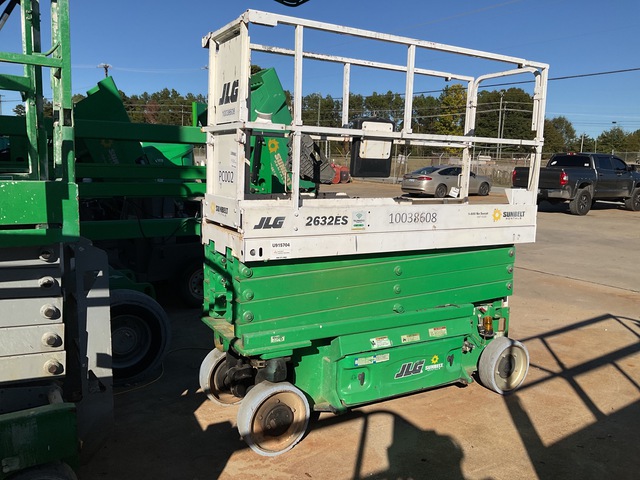 2018 JLG 2632ES Electric Scissor Lift (Inoperable) 2018 JLG 2632ES Electric Scissor Lift (Inoperable)