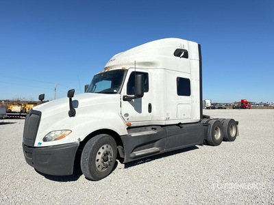 2020 International LT625 6x4 Tracteur routier couchette