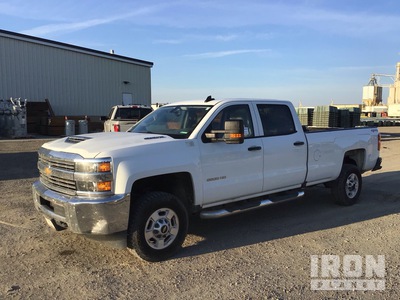 2017 Chevrolet 2500HD Silverado 4x4 Crew Cab Pickup