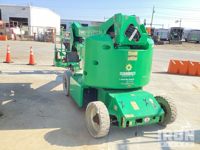 ELEVADOR ARTICULADO 2016 JLG E400AN