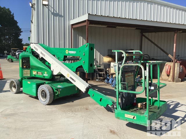 ELEVADOR ARTICULADO 2016 JLG E400AN