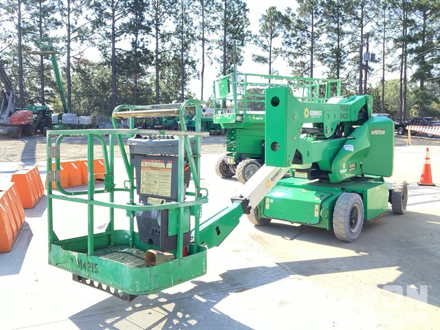 ELEVADOR ARTICULADO 2016 JLG E400AN
