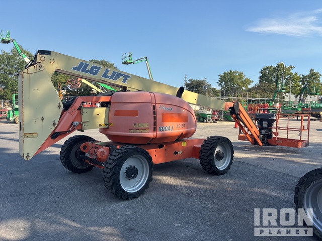 ELEVADOR ARTICULADO 2019 JLG 4WD 600AJ