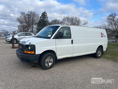 2010 GMC Savana 2500 فان نقل (Inoperable)