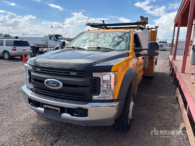 2019 Ford F-550 4x2 Utility Truck