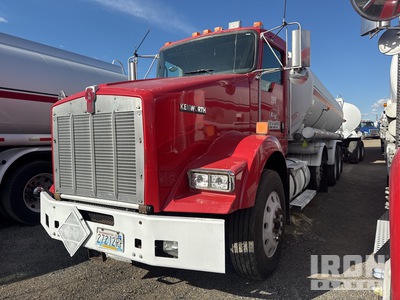 2011 Kenworth T800 5200 gal 8x4 Tanker Truck