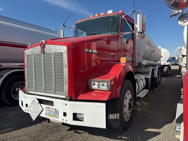 2011 Kenworth T800 5200 gal 8x4 Tanker Truck w/ 2003 Beall Quad/A Tanker Trailer 2011 Kenworth T800 5200 gal 8x4 Tanker Truck w/ 2003 Beall Quad/A Tanker Trailer