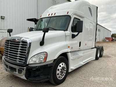 2016 Freightliner Cascadia 125 6x4 3- Achs Sattelzugmaschine mit Schlafkabine