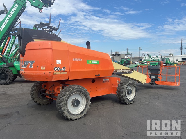 ELEVADOR TELESCóPICO 2015 JLG 4WD 600S