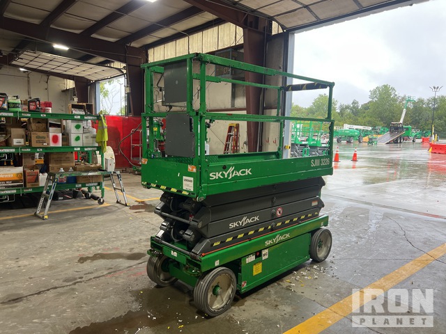 ELEVADOR TIJERA 2016 SKYJACK SJIII3226