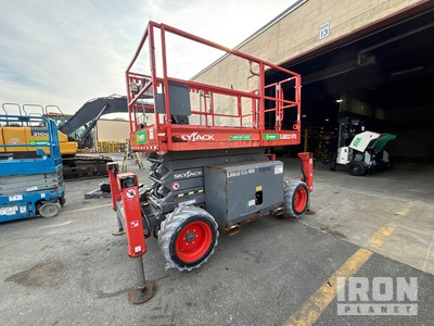 2017 Skyjack 6832RTE Electric 4x4 Scissor Lift