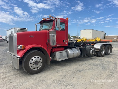 2012 Peterbilt 388 8x4 Roll-Off Truck