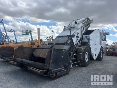 2015 Roadtec SB2500E Wheel Asphalt Transfer Machine