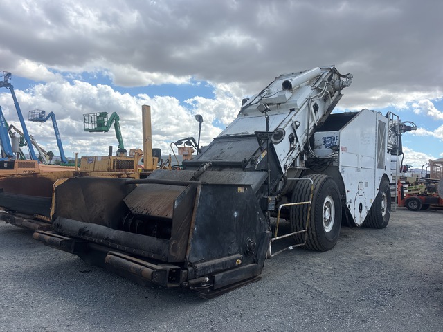 2015 Roadtec SB-2500e Wheel Asphalt Transfer Machine 2015 Roadtec SB-2500e Wheel Asphalt Transfer Machine