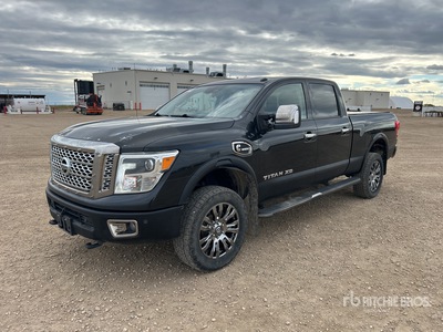 2017 Nissan Titan Platinum Reserve 4x4 Crew Cab Pickup