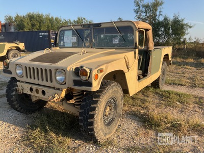 AM General M1097R1 HMMWV 2 Door Soft Top w/Truck Body