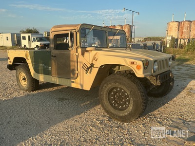 AM General M1097R1 HMMWV 2 Door Soft Top w/Truck Body