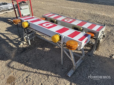 Quantity of (2) Pilot-Auto-Schild