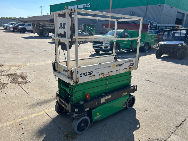 2018 JLG 1932R
