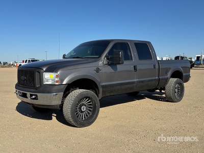 2006 Ford F-350 Lariat 4x4 Crew Cab Pickup