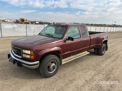 1998 GMC 3500 4x4 Extended Cab Pickup