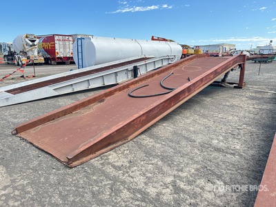 Container Ramp Divers