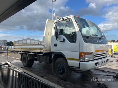 2002 Isuzu NPR200 4x2 S/A Dump Truck