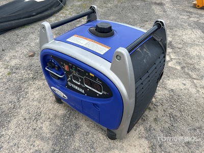 Yamaha EF2400iS 2 kVA Inverter 発電機セット (<10 Kw または 12.5 Kva)