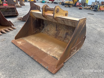 2020 Ontrac 2050 mm Q/C Cleanup Excavator Bucket - Fits Cat 336