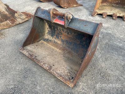 Cat 1230 mm Q/C Cleanup دلو حفارة